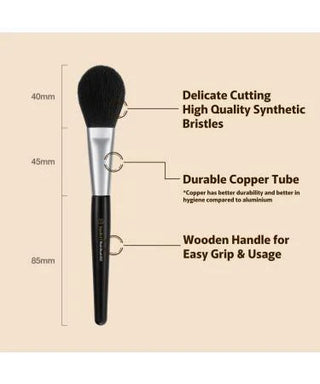 Studio 17 Blush Brush 833