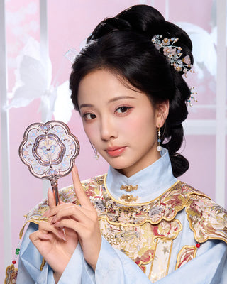 Flower Knows Butterfly Cloud Collar Hand Mirror