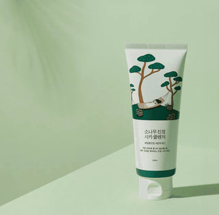 Round Lab Pine Calming Cica Cleanser