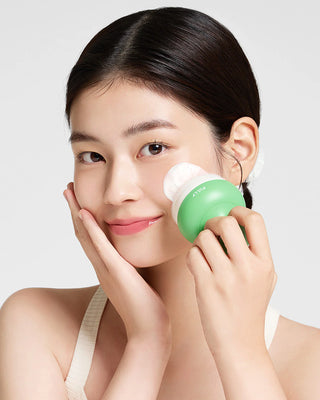 FULLY Pore Cleansing Brush