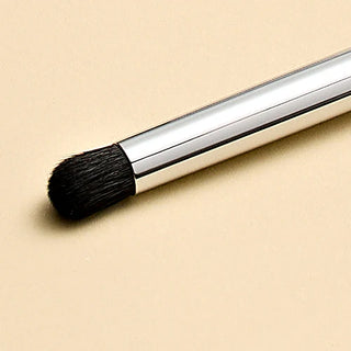 Studio 17 Small Blending Eye Brush 323