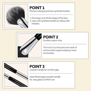 Studio 17 Small Fan Brush 463